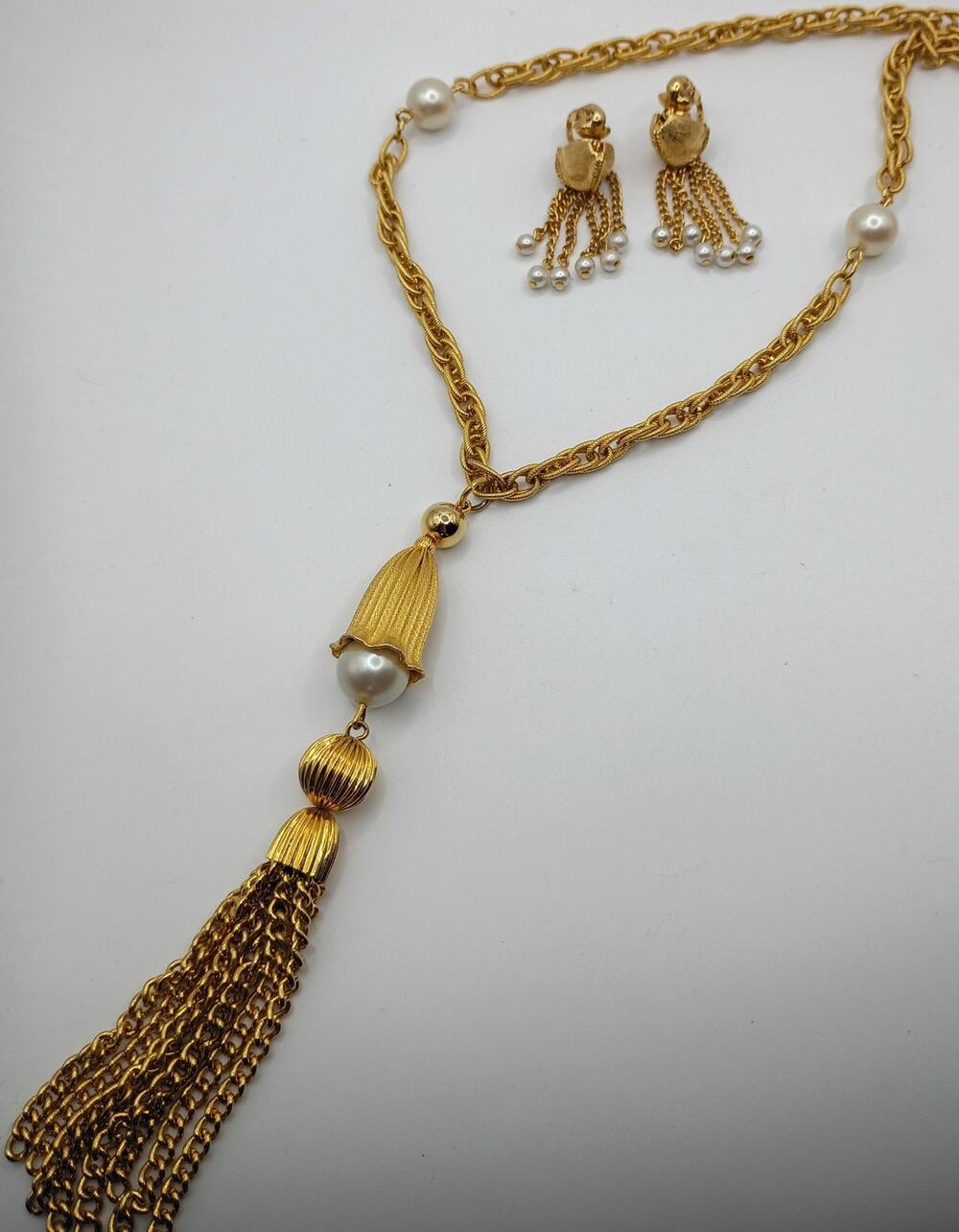 Vintage Gold Tone Tassel Necklace & Clip-On Earrings Set